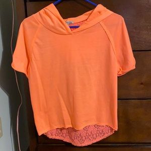 Women’s Medium top